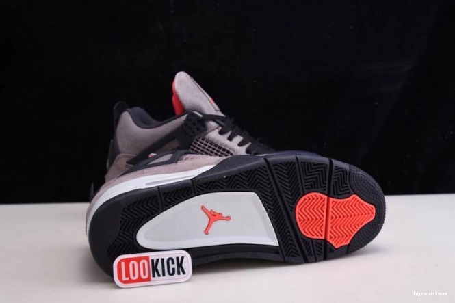 HYPE Jordan DB0732-200 